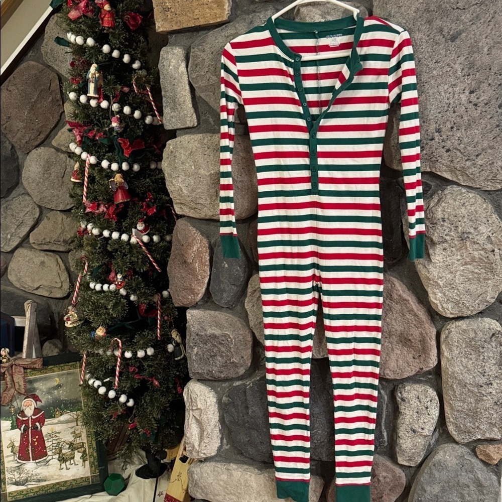 Old Navy Festive Striped Kids size XL 12 Pajama Onesie - Red, Green, White
